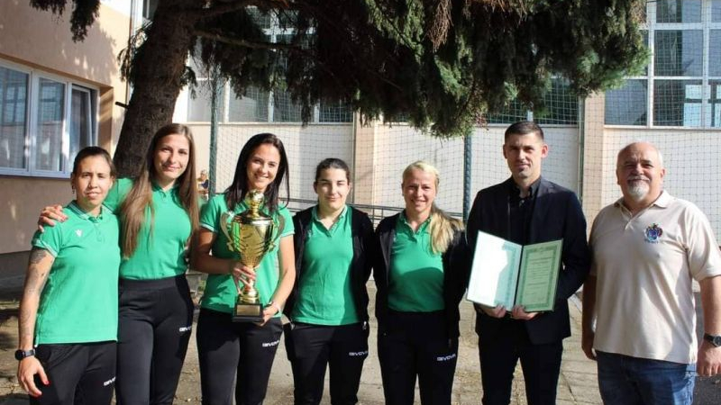 Női futsal csapatunkat “Dévaványa Sportjáért” elismerő címmel jutalmazták